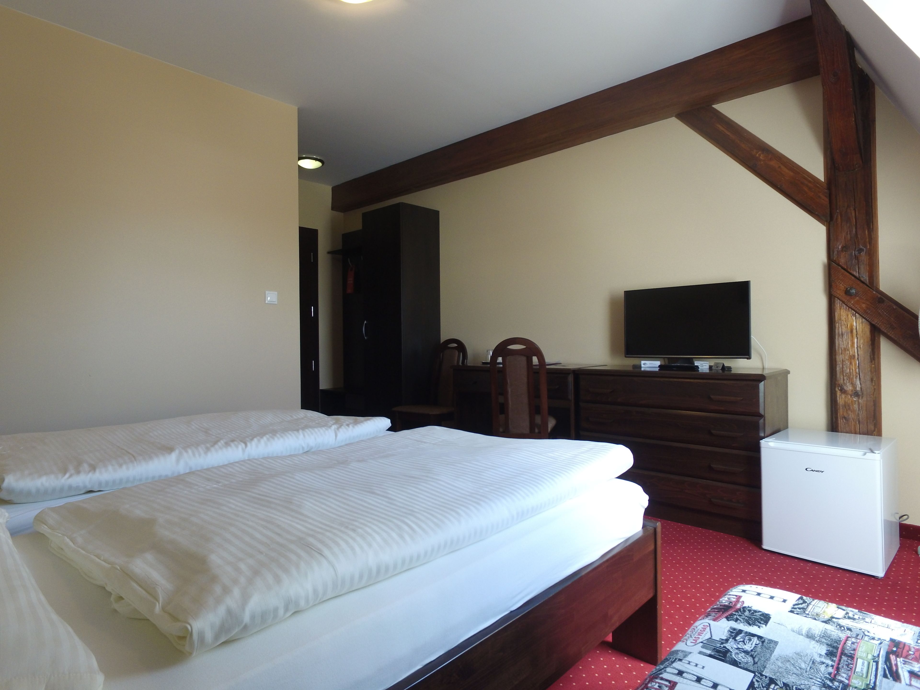 in-room safe, desk, soundproofing, iron/ironing board