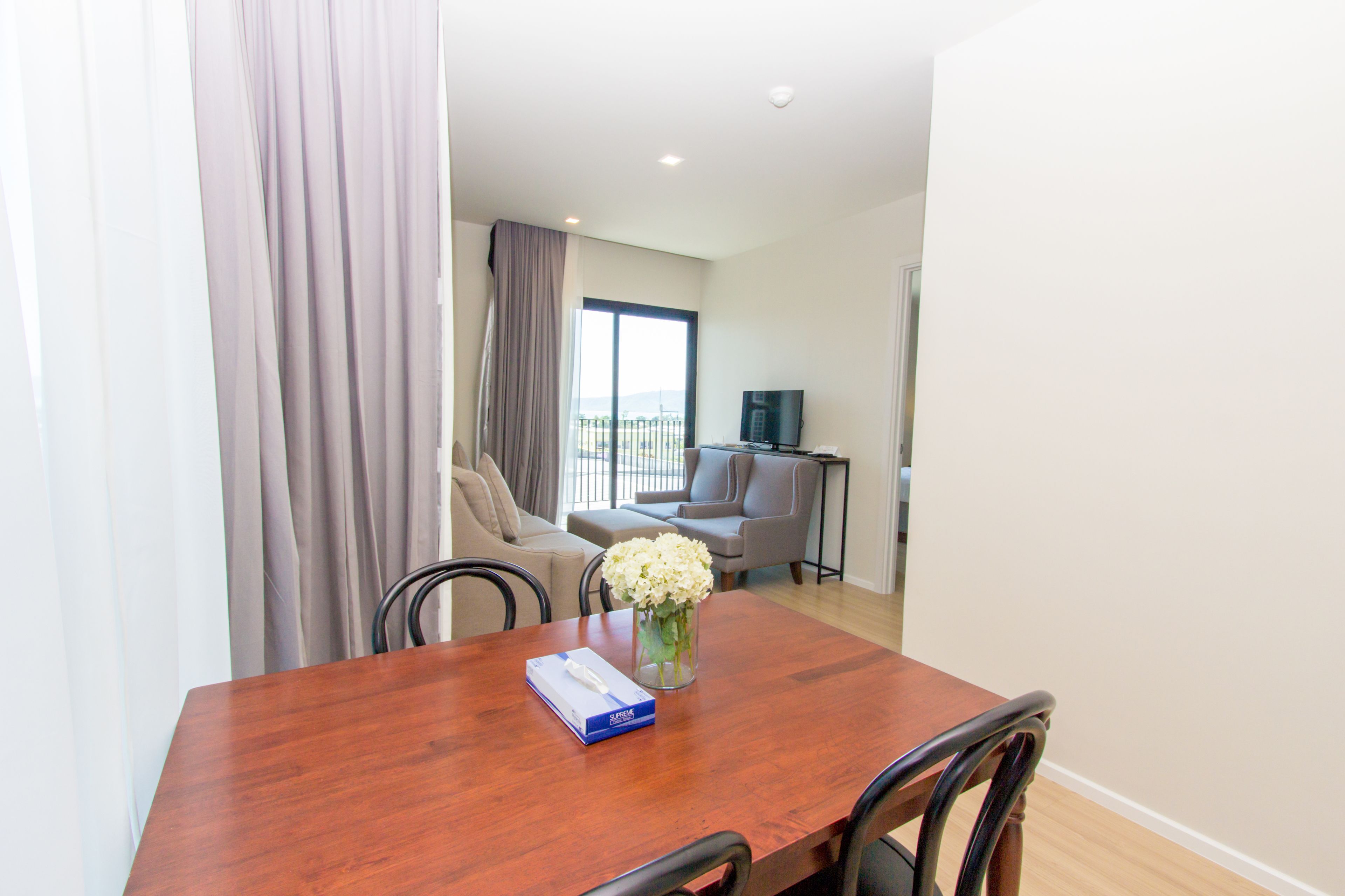2 bedrooms sea view | living area | 32-inch lcd tv with cable channels, tv