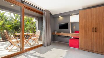 King Suite Jacuzzi | Hochwertige Bettwaren, Minibar, Zimmersafe, Schreibtisch