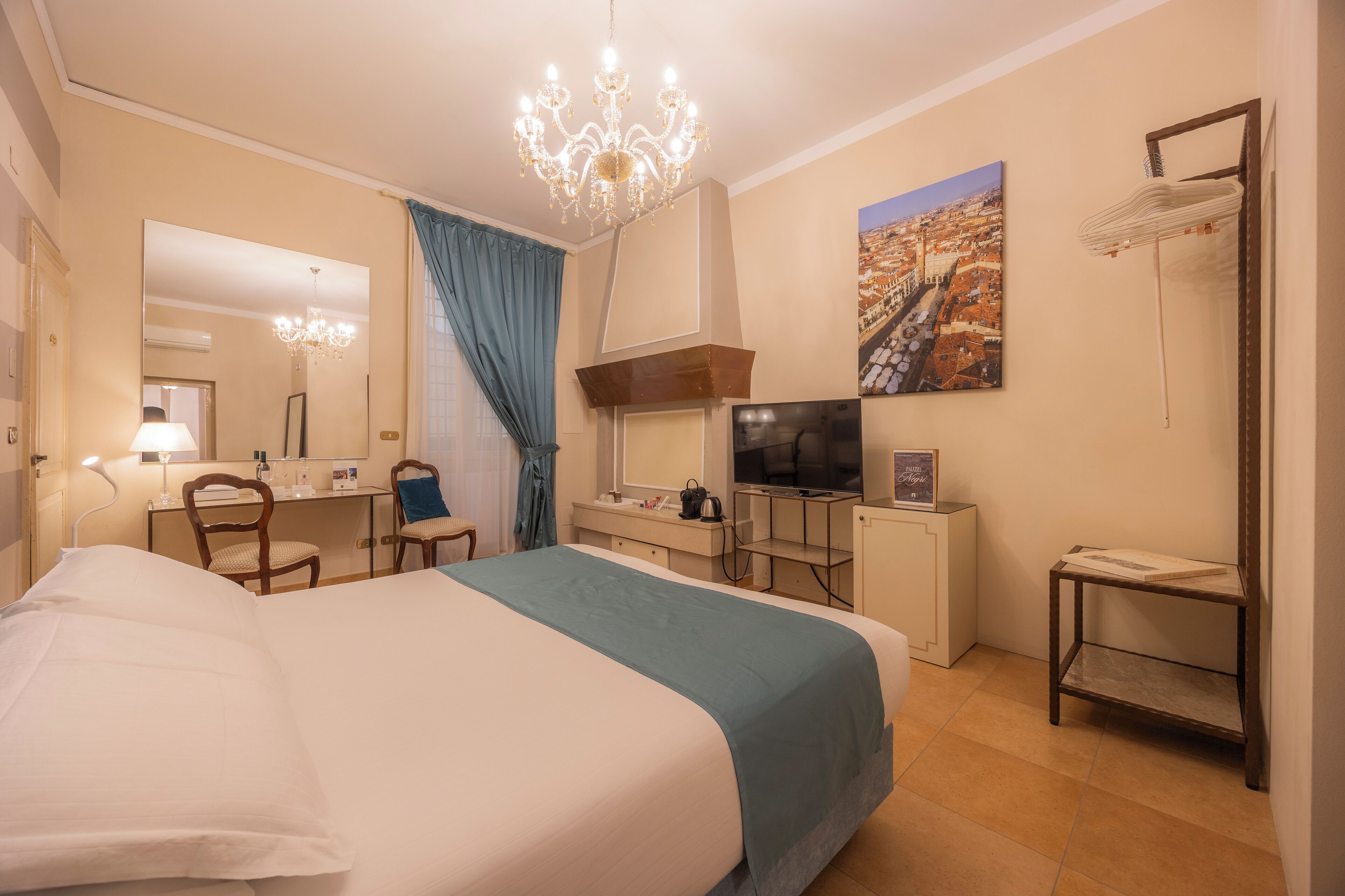 Habitación Confort | Edredones de plumas, decoración individual, mobiliario individual