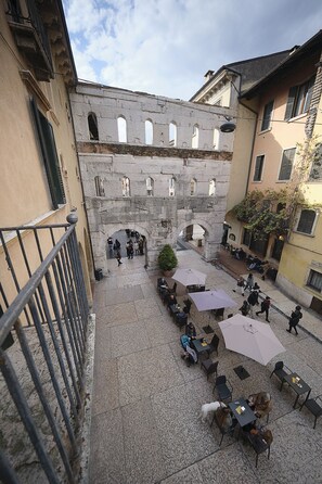 Balcony view - Residenza Palazzo Negri (Verona)