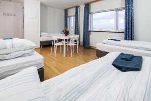 Living area - Start Hostel (Reykjanesbær)