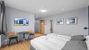 Hypo-allergenic bedding available, blackout drapes, soundproofing
