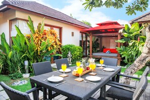 Villa, 3 Bedrooms, Private Pool | Outdoor dining - Samana Villas (Legian)