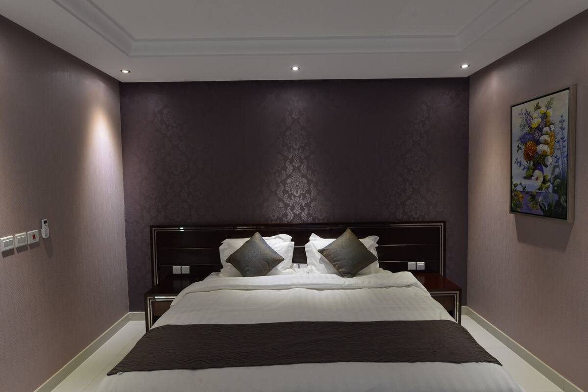 In-room safe, free WiFi