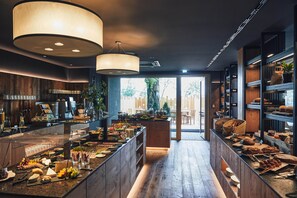 Desayuno buffet incluido los días de semana