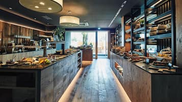 Inbegriffenes Frühstücksbuffet unter der Woche