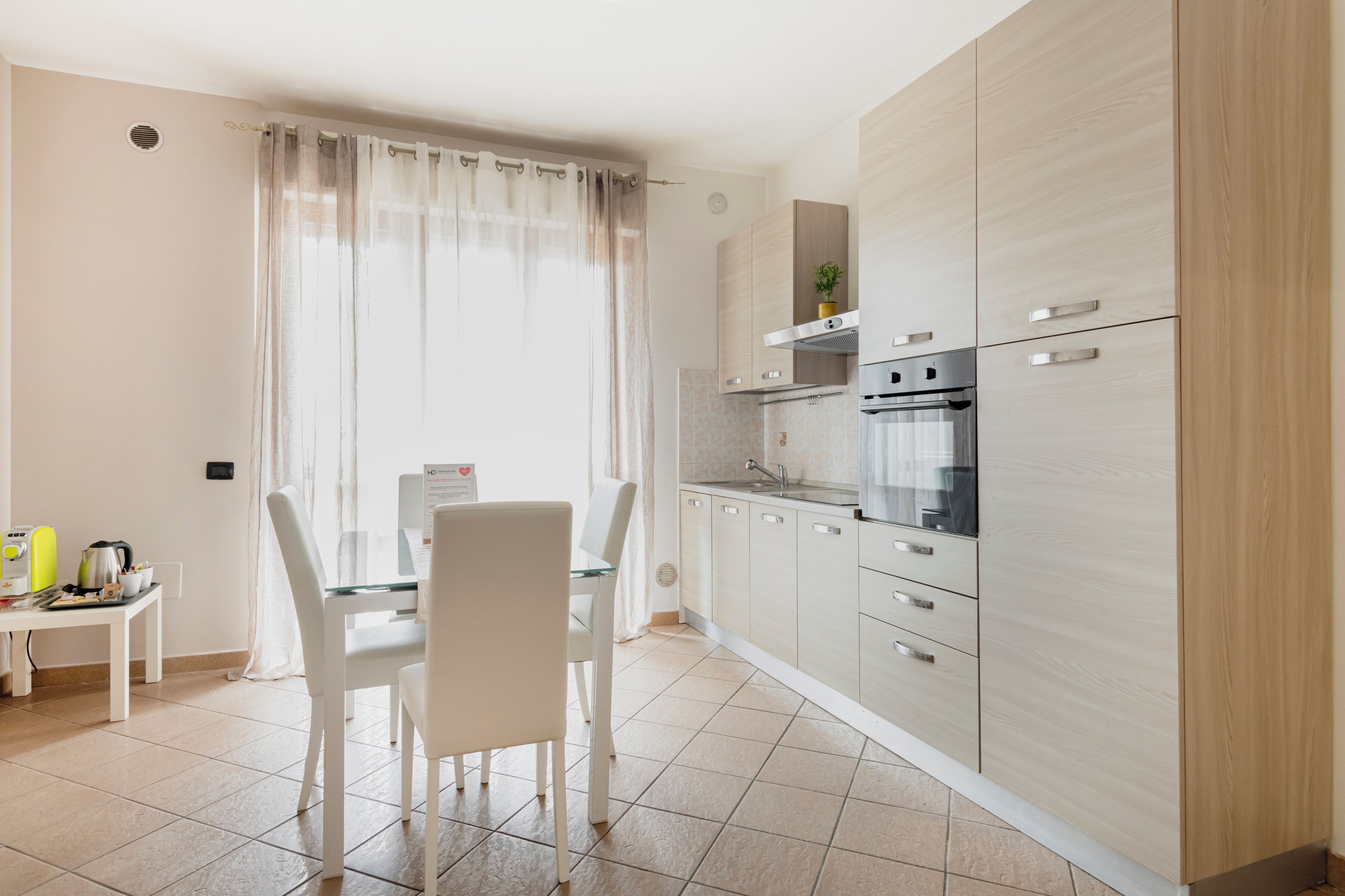 Leilighet – classic, 2 soverom, hageområde | Eget kjøkken | Kjøleskap, mikrobølgeovn, ovn og kokeplater