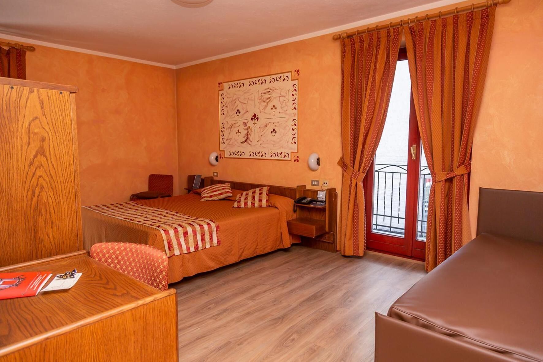 in-room safe, free wifi, bed sheets, wheelchair access