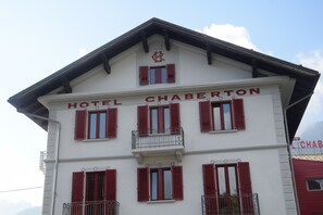 Front of property - Hotel Chaberton (Cesana Torinese)