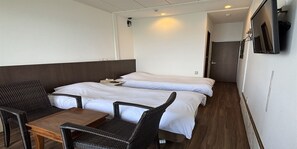 Deluxe Twin Room, Private Bathroom, Ocean View, 2nd Floor, Non Smoking