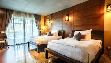 Premium bedding, free minibar items, in-room safe, desk