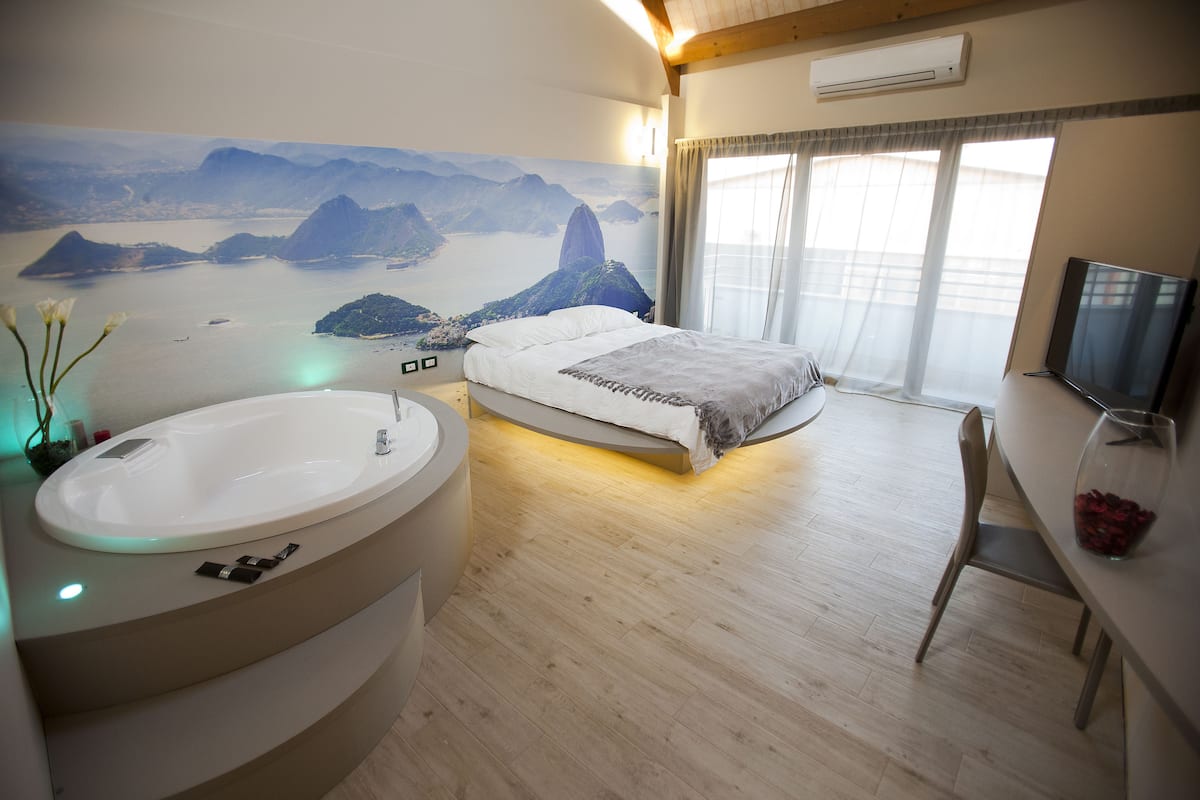 Premium bedding, minibar, in-room safe, desk