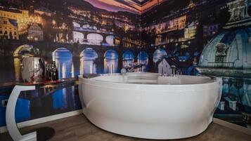 Exclusive-Zimmer, Whirlpool (Depandance)