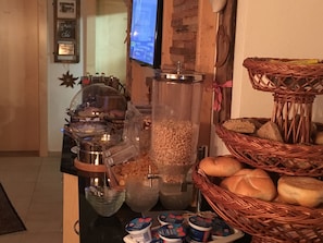 Buffetaamiainen