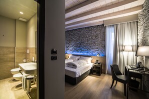 Chambre Double Exclusive, 1 très grand lit