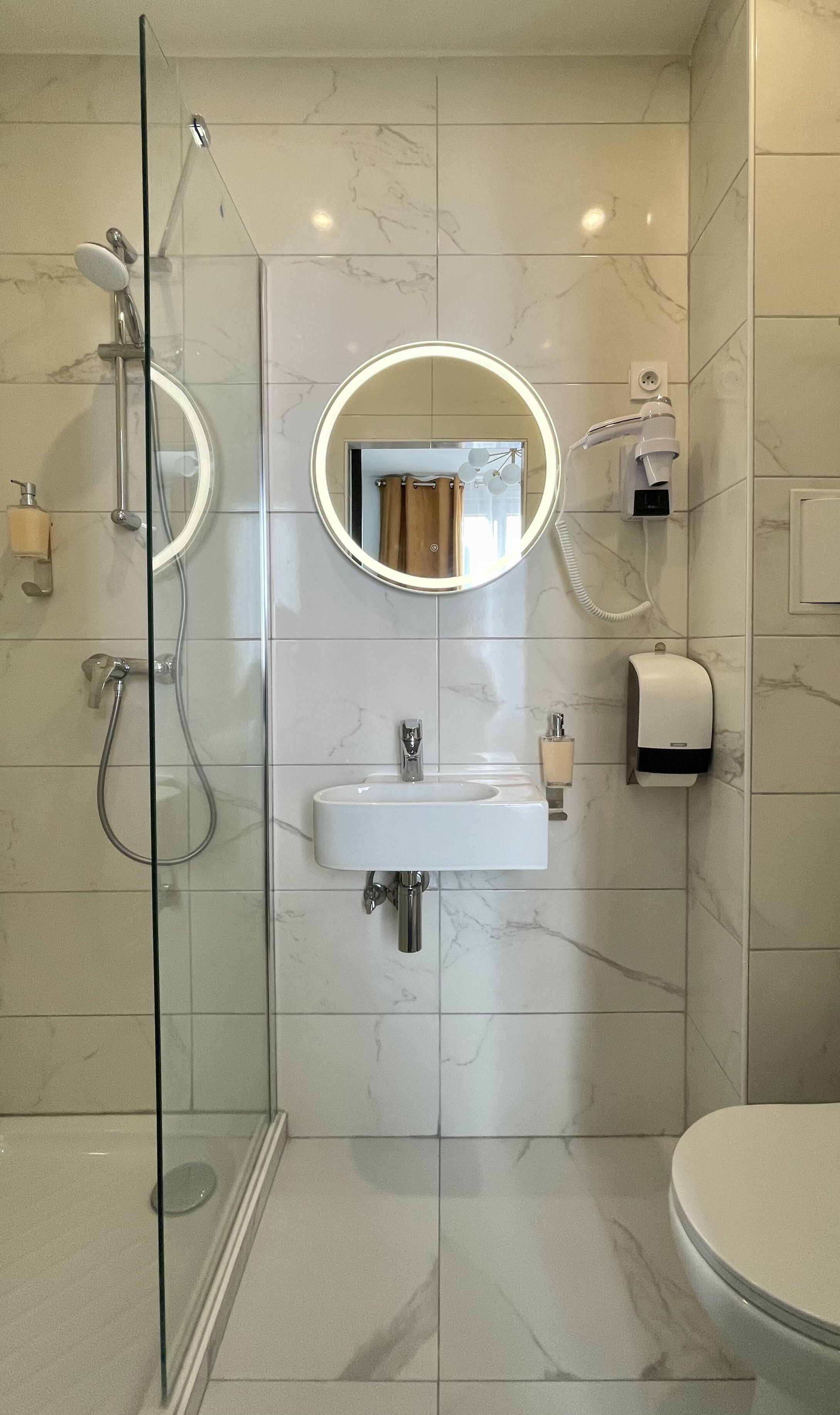 Foto - The Originals Boutique, Hôtel Le Marignan,Le Havre Centre Gare