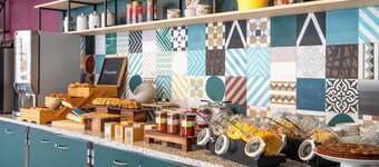 B&B HOME Paris Mairie de Saint-Ouen