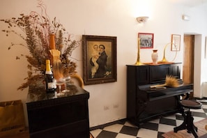Interior - Su Ghindalu (Villanova Monteleone)