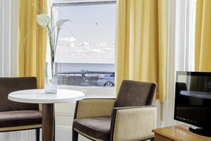 Classic Double Room, Ensuite, Sea View | Iron/ironing board, bed sheets - The Majestic Hotel (Eastbourne)