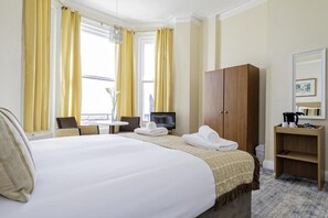 Double room with sea view | View from room - Majestic Hotel Eastbourne by Belvilla (Eastbourne)