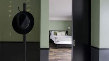Junior Suite, 1 Bedroom, Kitchenette, City View