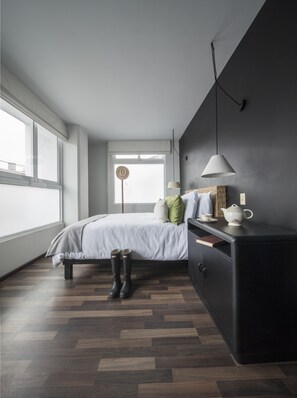 Standard Suite, 1 Bedroom, Kitchenette, City View | In-room safe, individually decorated, individually furnished