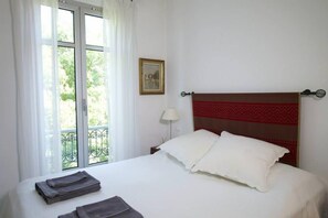Free WiFi - Rue Sade B&B (Antibes)
