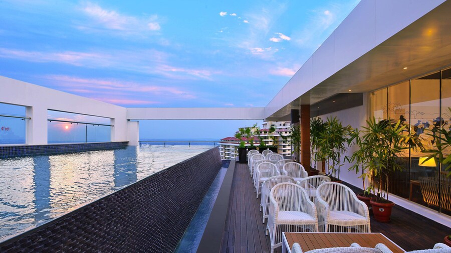 Country Inn & Suites by Radisson, Manipal