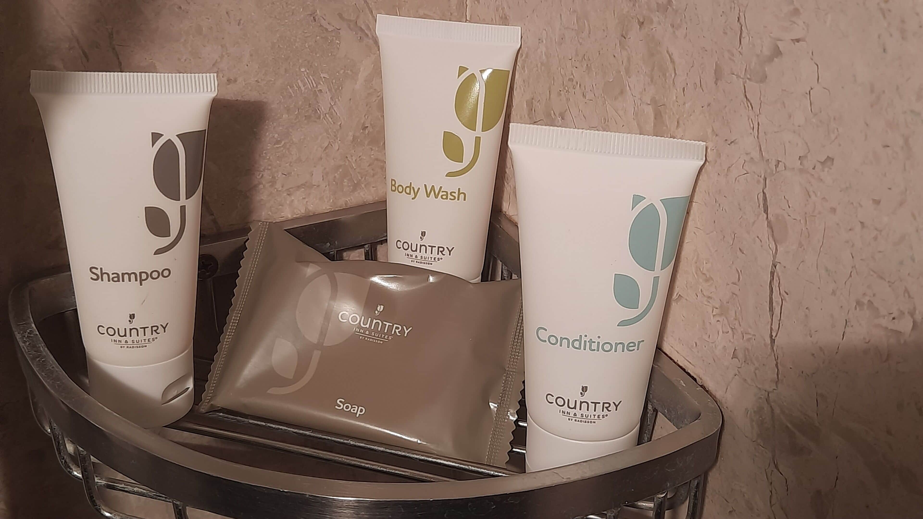 shower, rainfall showerhead, free toiletries, hair dryer