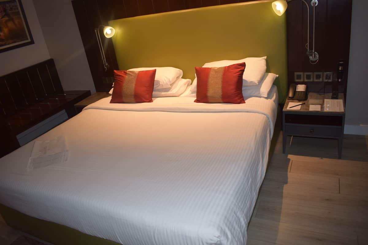 minibar, in-room safe, desk, blackout curtains