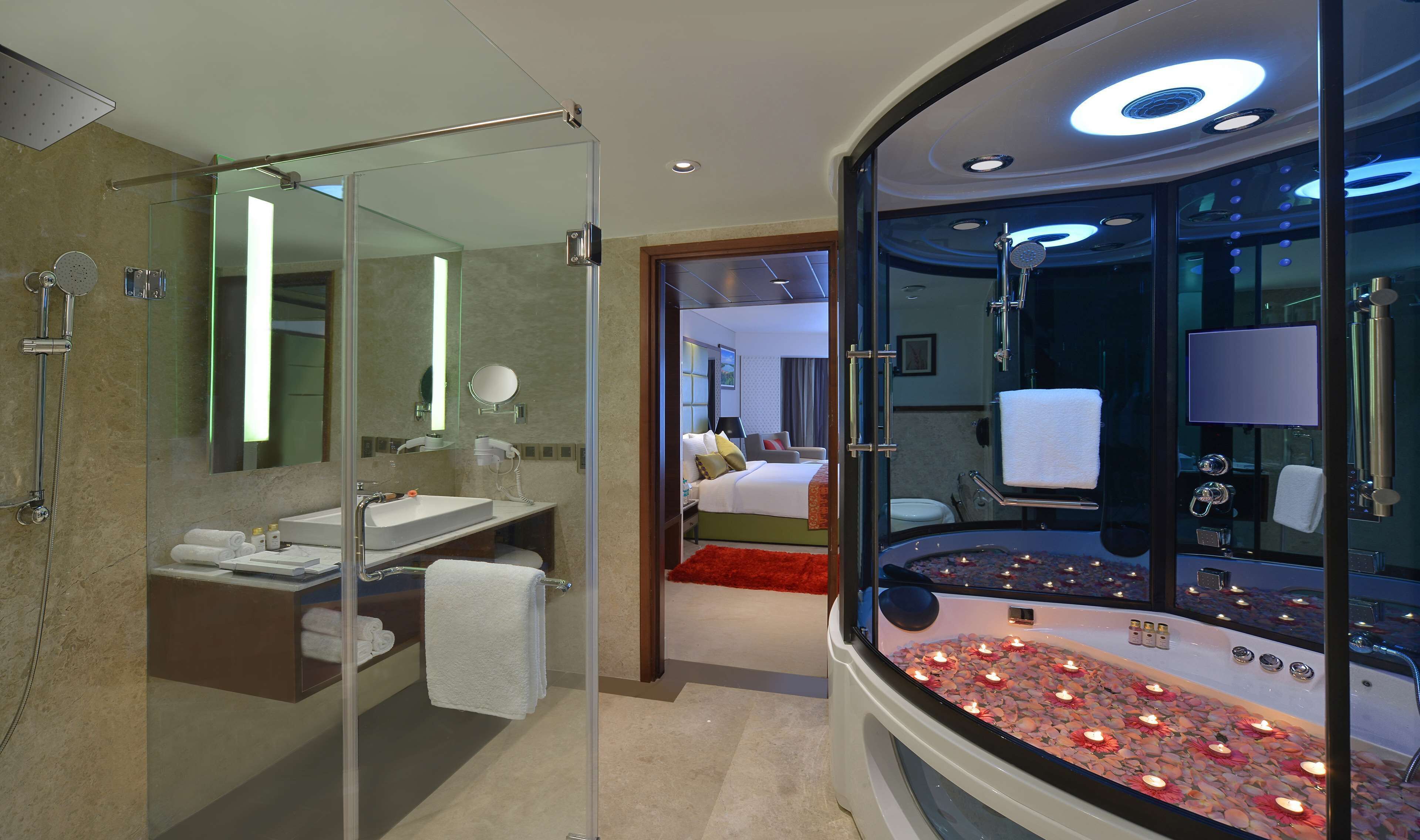 suite | bathroom | shower, rainfall showerhead, free toiletries, hair dryer