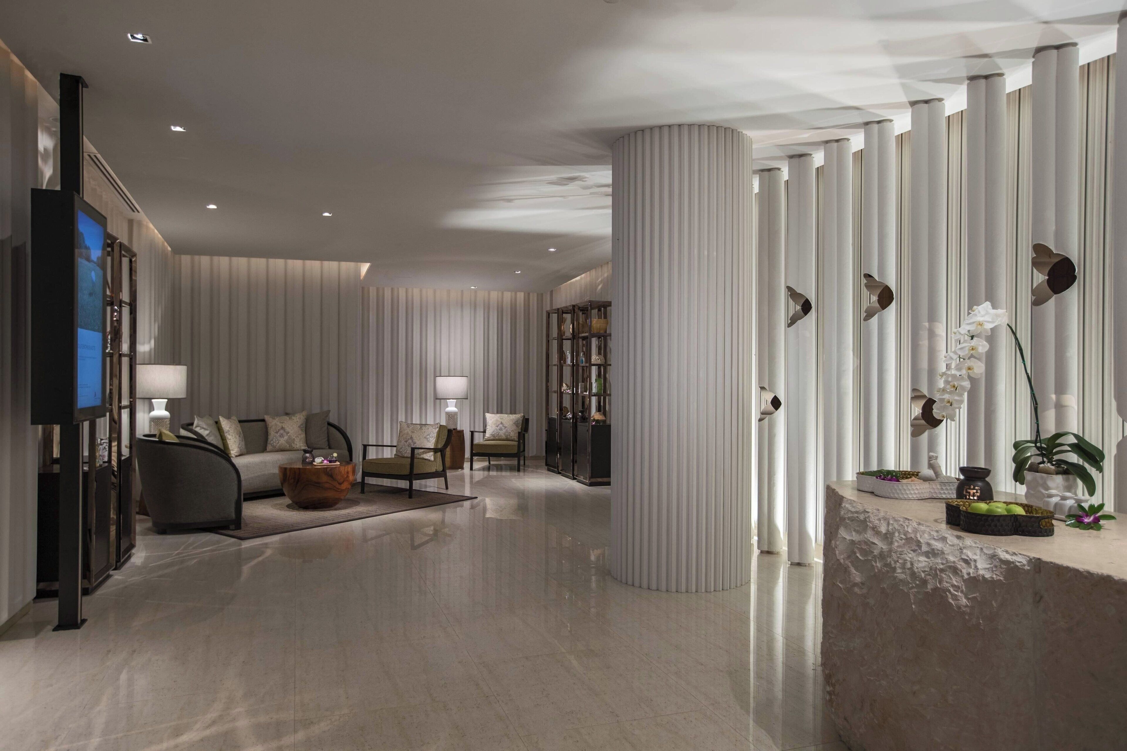 sauna, body treatments, aromatherapy, hot stone massages