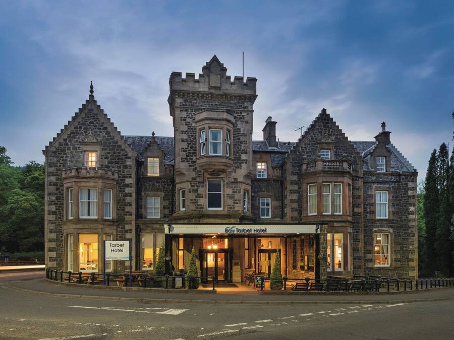 Front of property – evening/night