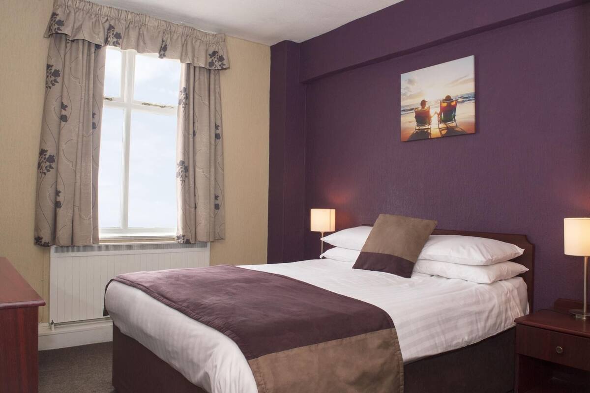 Iron/ironing board (on request), free WiFi, bed sheets