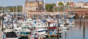 The New Southlands Hotel