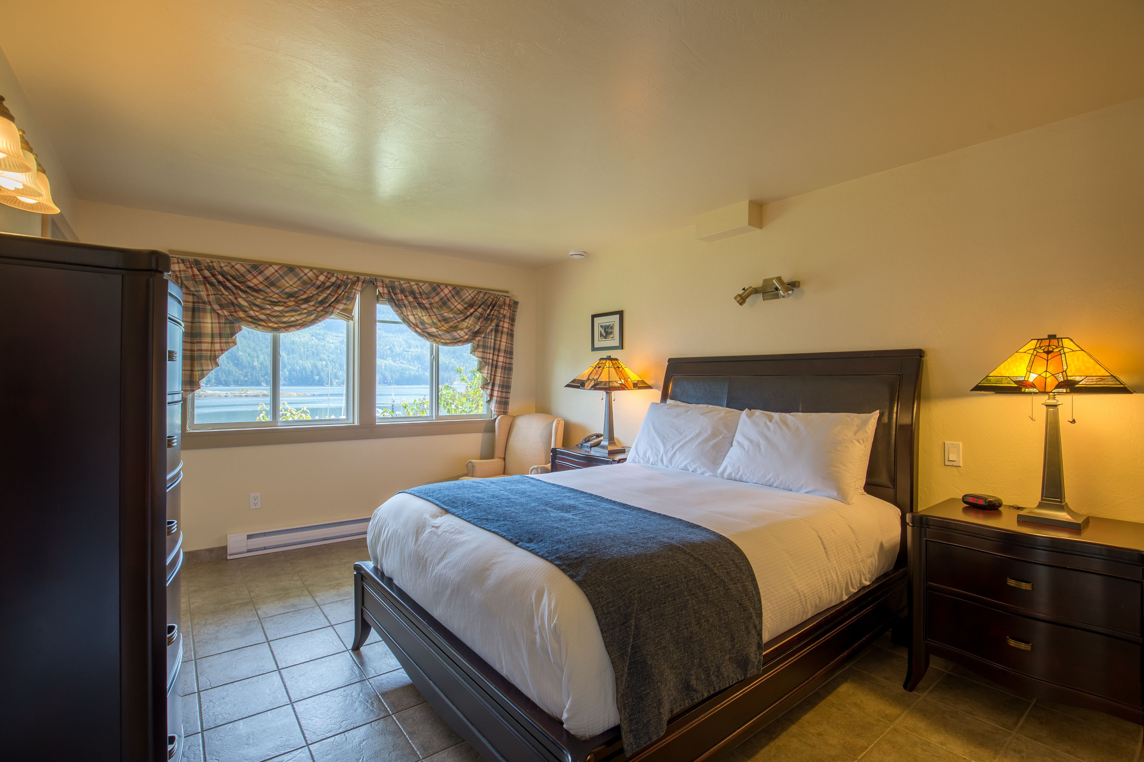 family suite, 2 bedrooms, kitchen, ocean view (201) | view from room