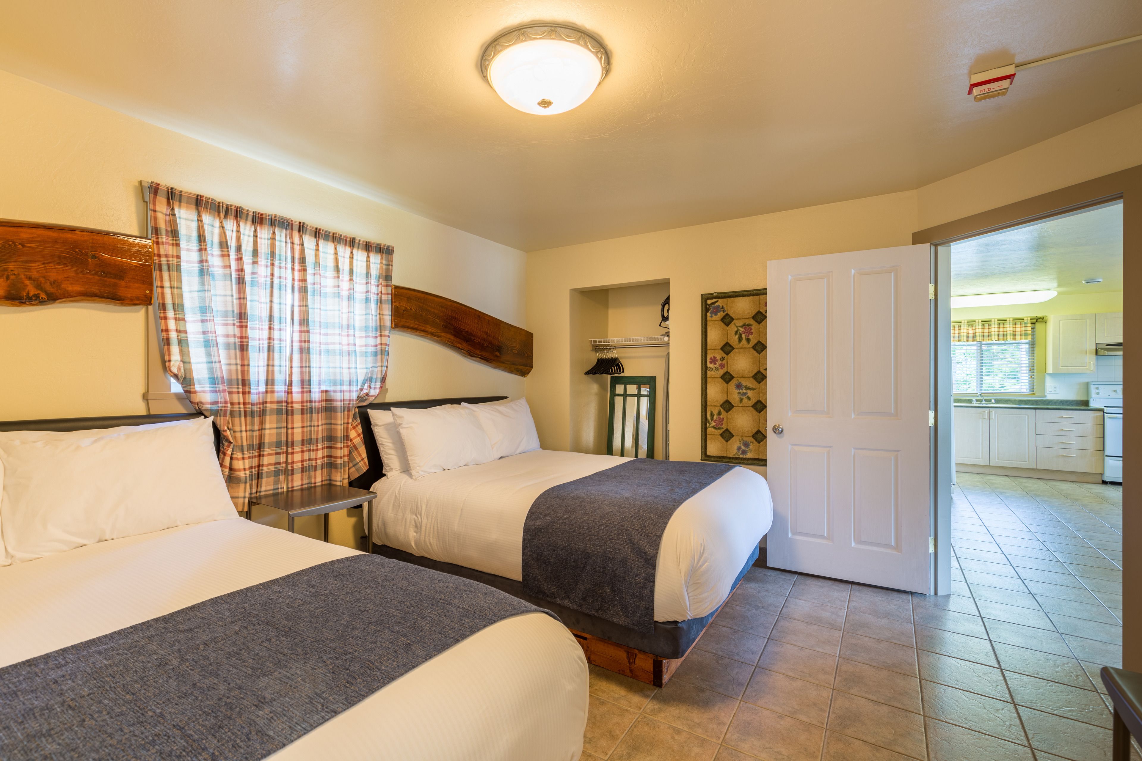 family suite, 2 bedrooms, kitchen, ocean view (201) | view from room