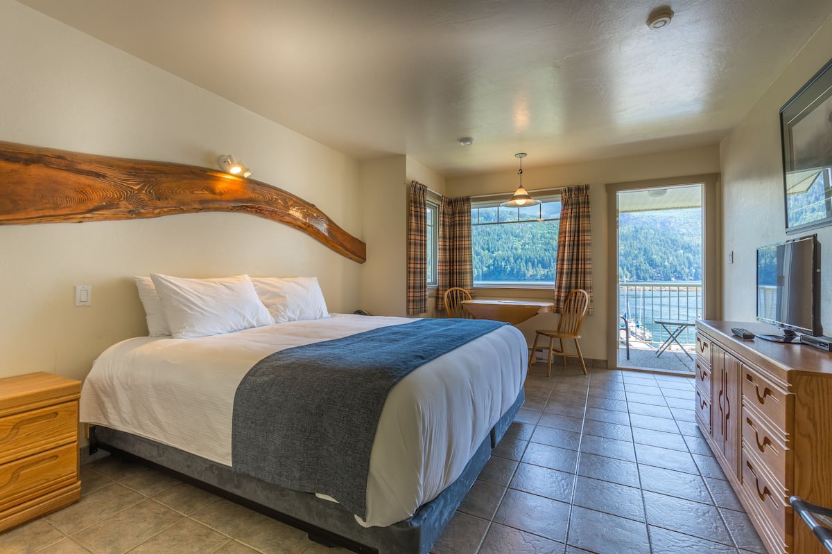 Deluxe kamer, 1 kingsize bed, kitchenette, uitzicht op oceaan (202) | Kameruitzicht