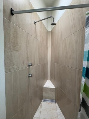 Standard House, 2 Bedrooms, Kitchen | Bathroom | Shower, free toiletries, towels