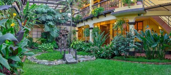 拉斯康默莱丝酒店