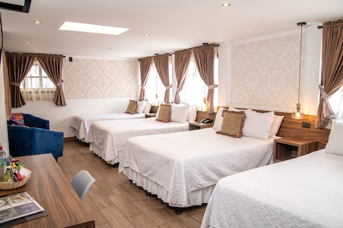 Las Camelias Inn