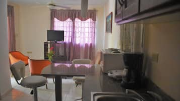 Apartment, 1 Bedroom | Private kitchenette | Full-sized fridge, microwave, oven, stovetop