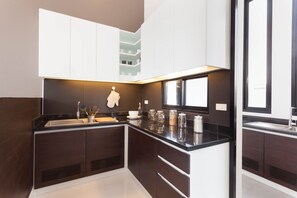 Villa Familiale | Cuisine privée | Réfrigérateur, micro-ondes, plaque de cuisson, grille-pain