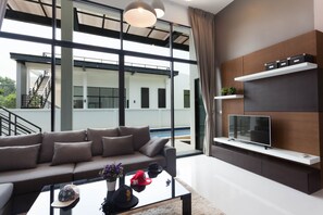 Family Villa | Living area