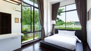 Family Villa | 3 bedrooms, individually furnished, desk, laptop workspace