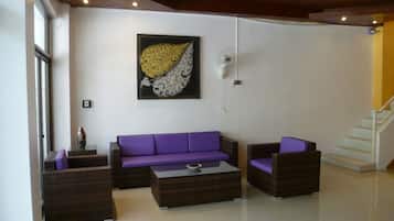 Sala de estar en el lobby