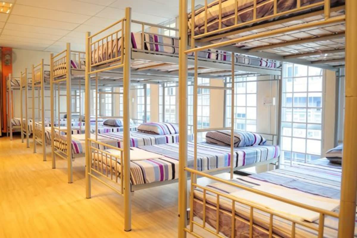 Bed In 10 Beds Mixed Dormitory