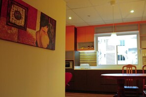 Dining - River City Inn - Hostel (Singapore)