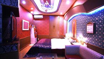 Standard Double Room | Down duvets, minibar, individually furnished, free WiFi